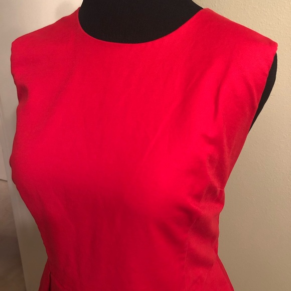 SOLD- GAP Sleeveless Box Pleat Dress - Picture 2 of 5